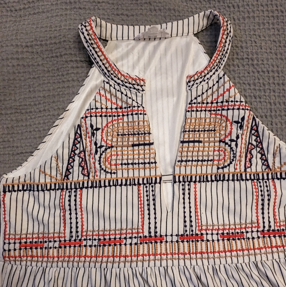 THML Shift Dress - Picture 4 of 6